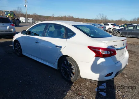 2017 Nissan Sentra Sr z USA, uszkodzony, nr VIN 3N1AB7AP8HY340231
